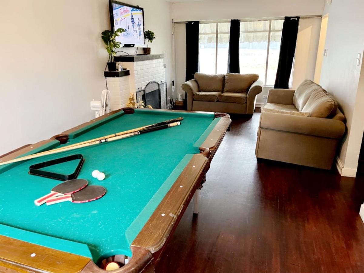 Вилла Vintage - 3 Bed House - North Surrey - Ping-Pong And Pool Table - Tv Cable Экстерьер фото